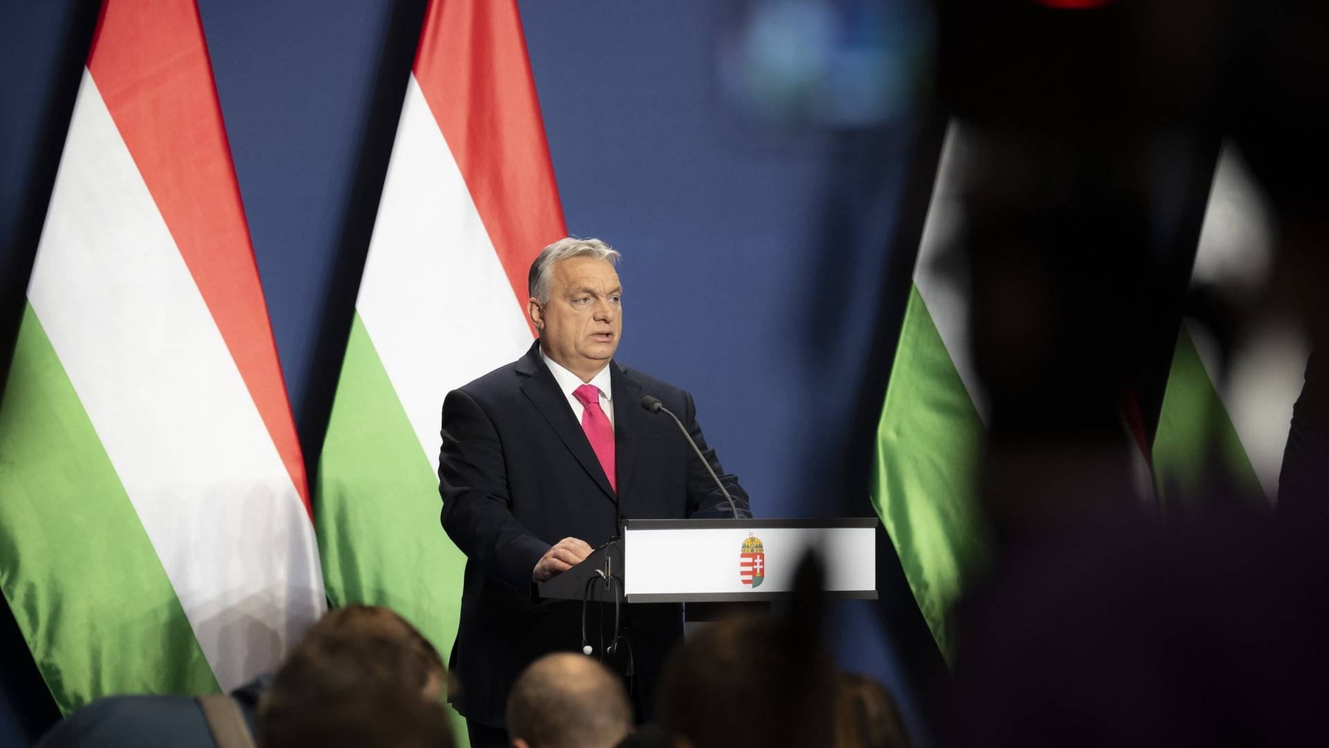Orbán Viktor: nem én megyek szembe a forgalommal, hanem ők