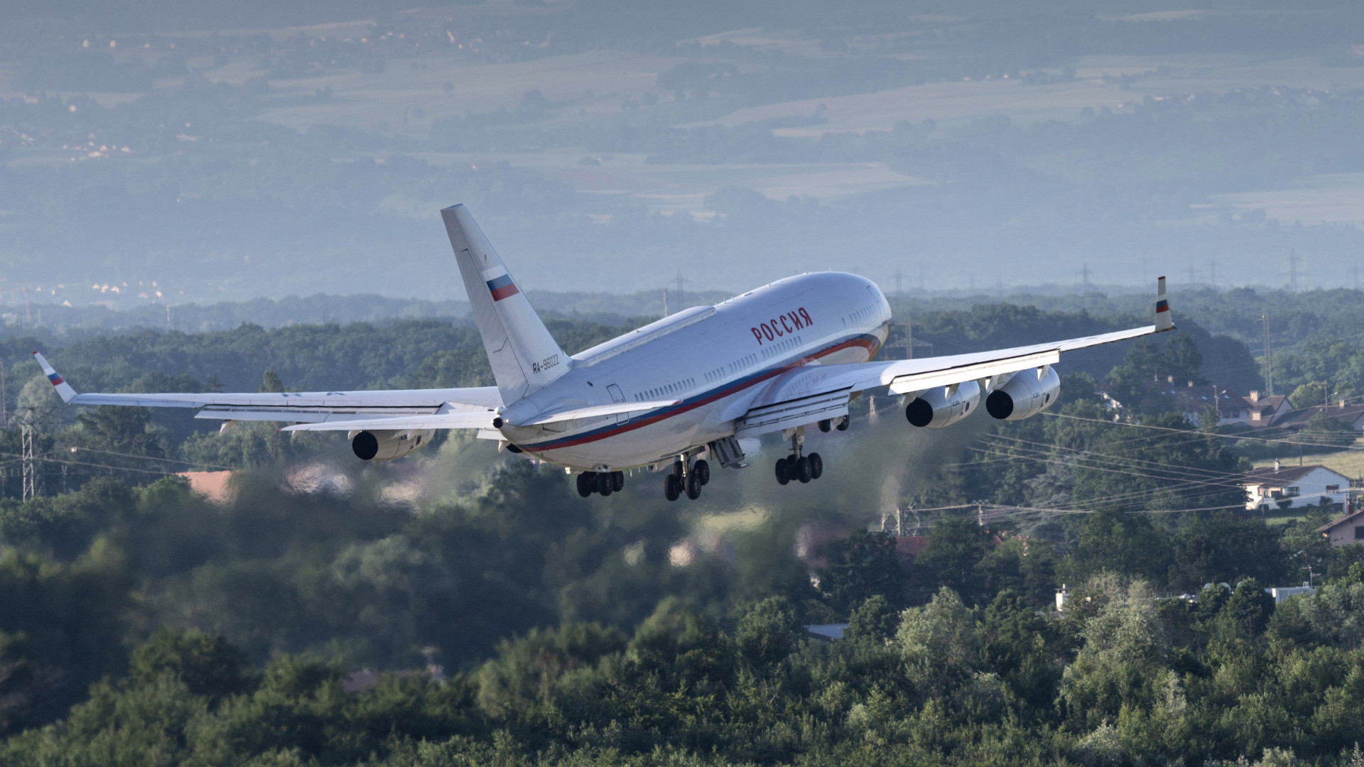 Váratlan fordulat: különleges delegációt küldenek Amerikába az oroszok, nem akárki lesz a gépen