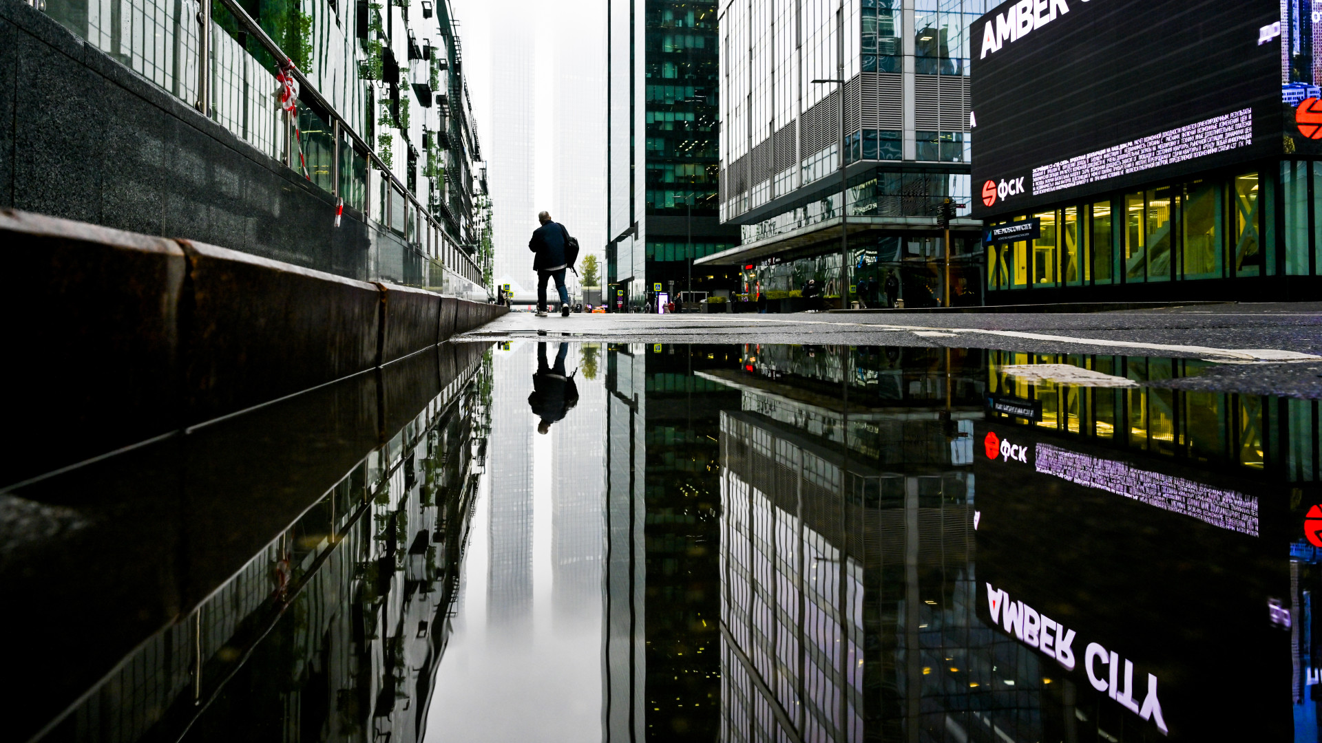 Putyin gazdasága a szakadék szélén: ilyen intézkedésre a Szovjetunió óta nem volt példa