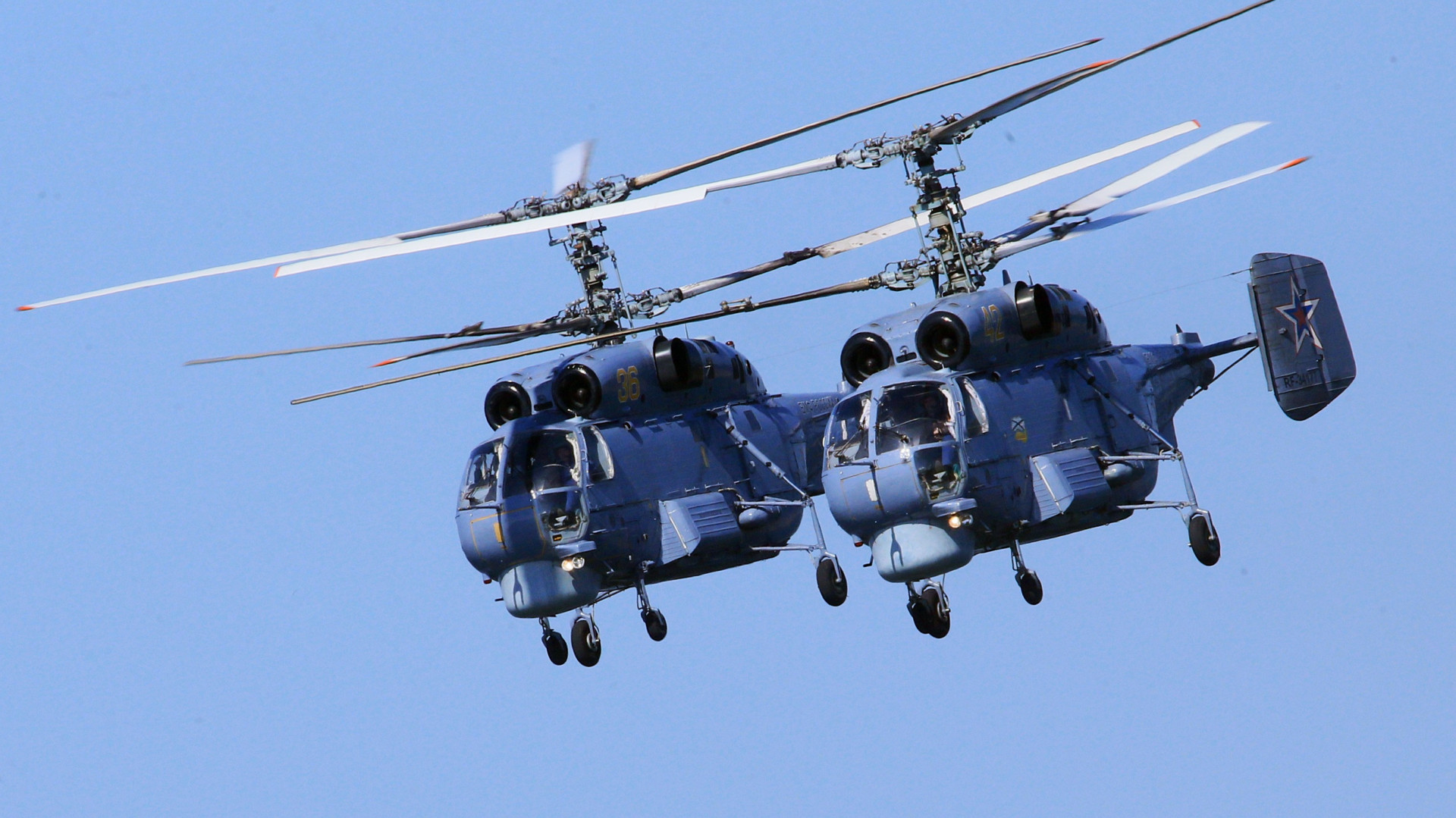 Jelentett az ukrán vezérkar: lecsaptak az orosz haditengerészet Ka-27-es tengeralattjáró-elhárító helikopterére