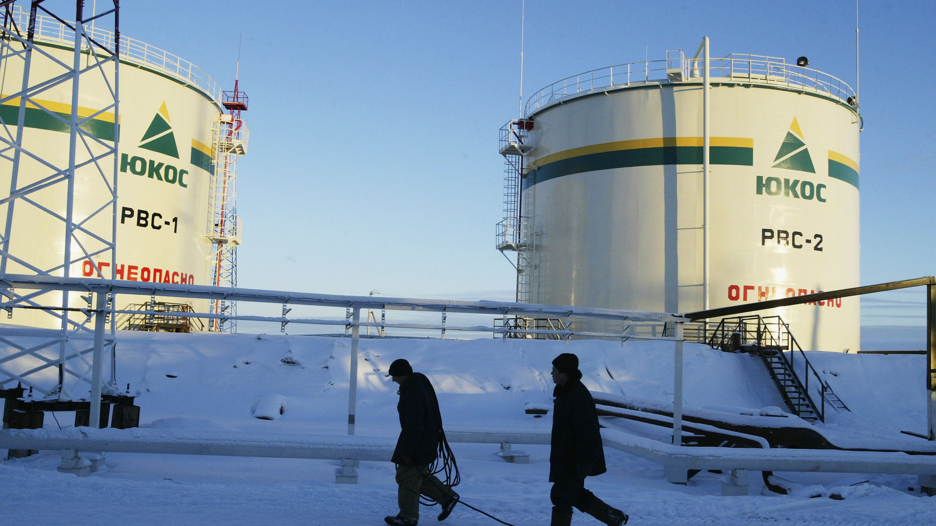 Bejelentette Trump embere: minden szankciót eltörölnek, ömölhet a piacra az orosz olaj – Egyetlen dolgot kér cserébe Amerika