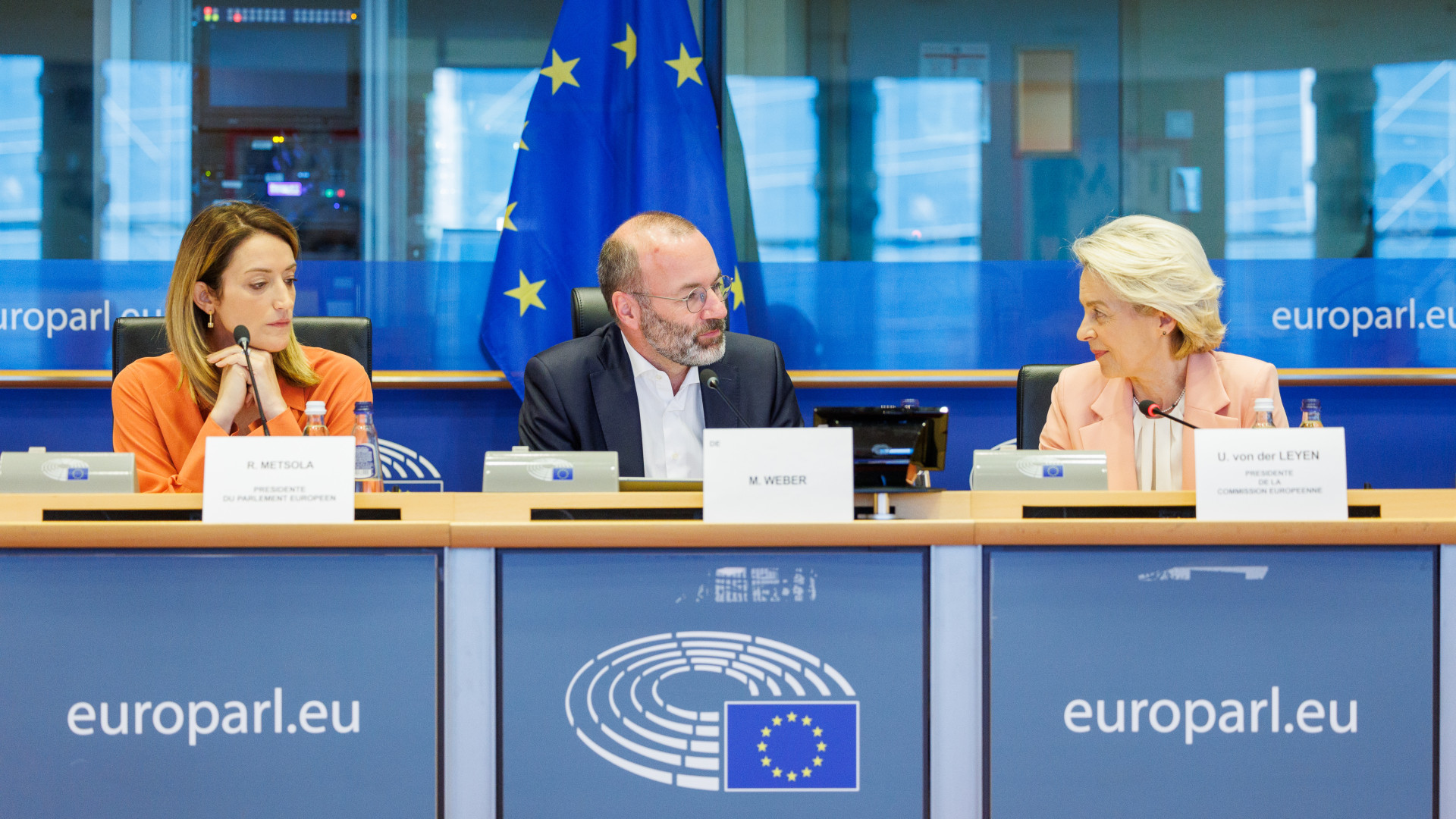 Csatasorba állították von der Leyen hátországát, rövidesen aktiválhatják az új paktumot