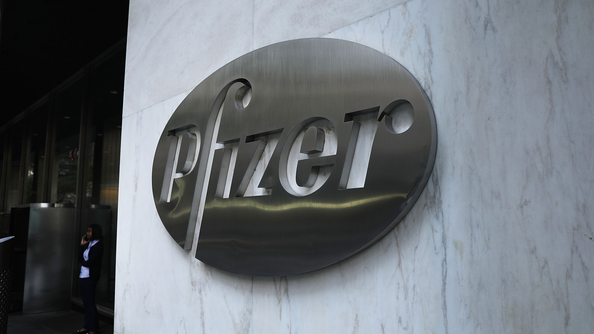Over 1,000 American Women Sue Pfizer Over Brain Tumors