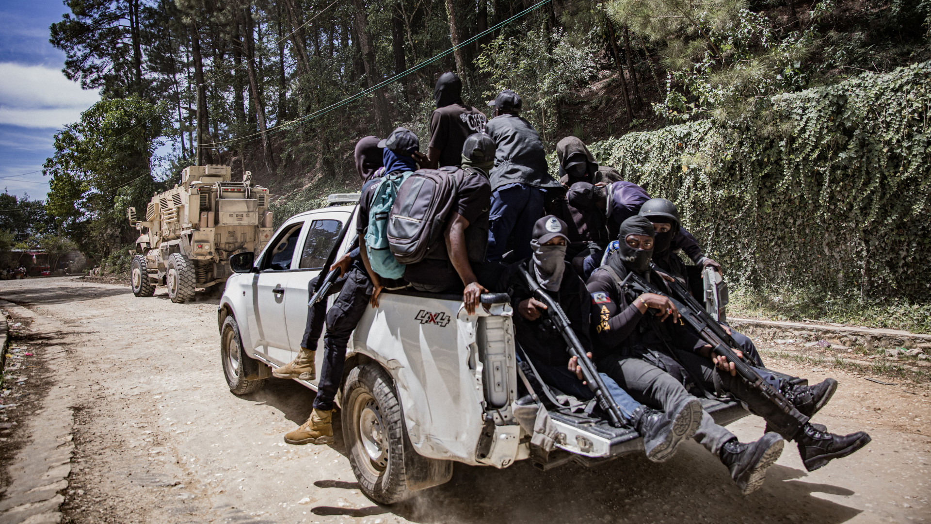 Csád több száz katonát küld a káoszba süllyedt szigetország segítségére – Indul az ENSZ missziója