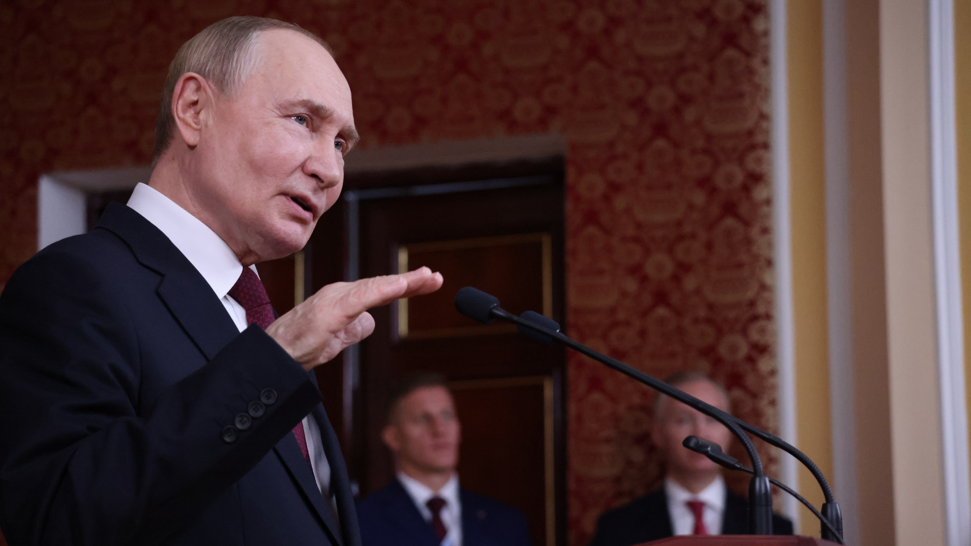Kiszivárgott az amerikai béketerv: hatalmas fordulat jöhet - Putyin állítólag komoly kompromisszumot dobott be