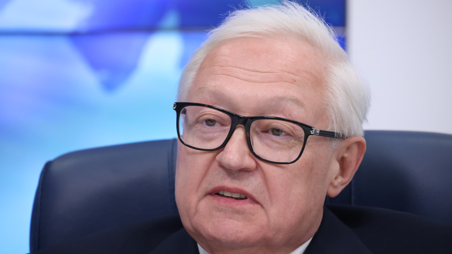 Hogy lesz ebből béke? – Rjabkov egyetlen mondattal zúzta szét a nehezen kiizzadott európai javaslatot