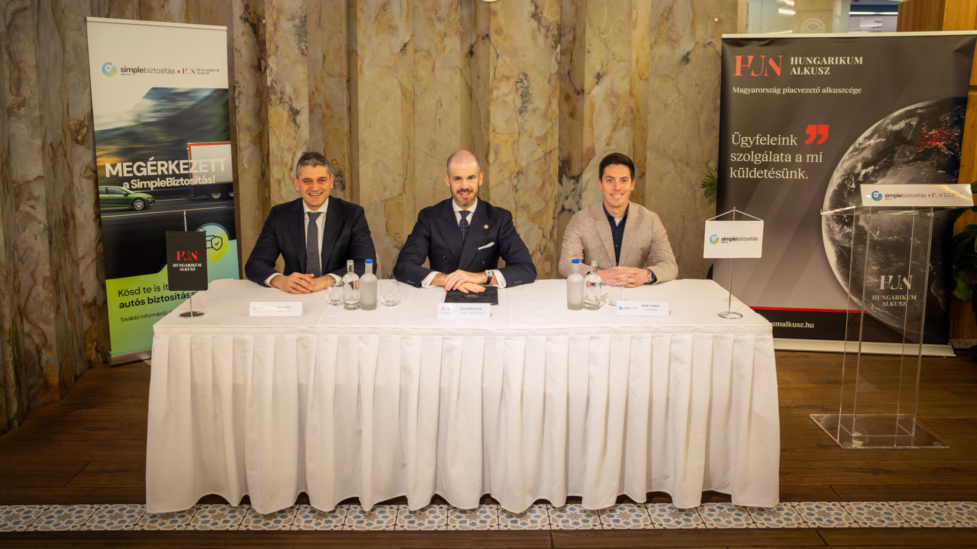 Nagy bejelentést tett a Simple és a Hungarikum, közösen üzennek hadat a Netrisknek