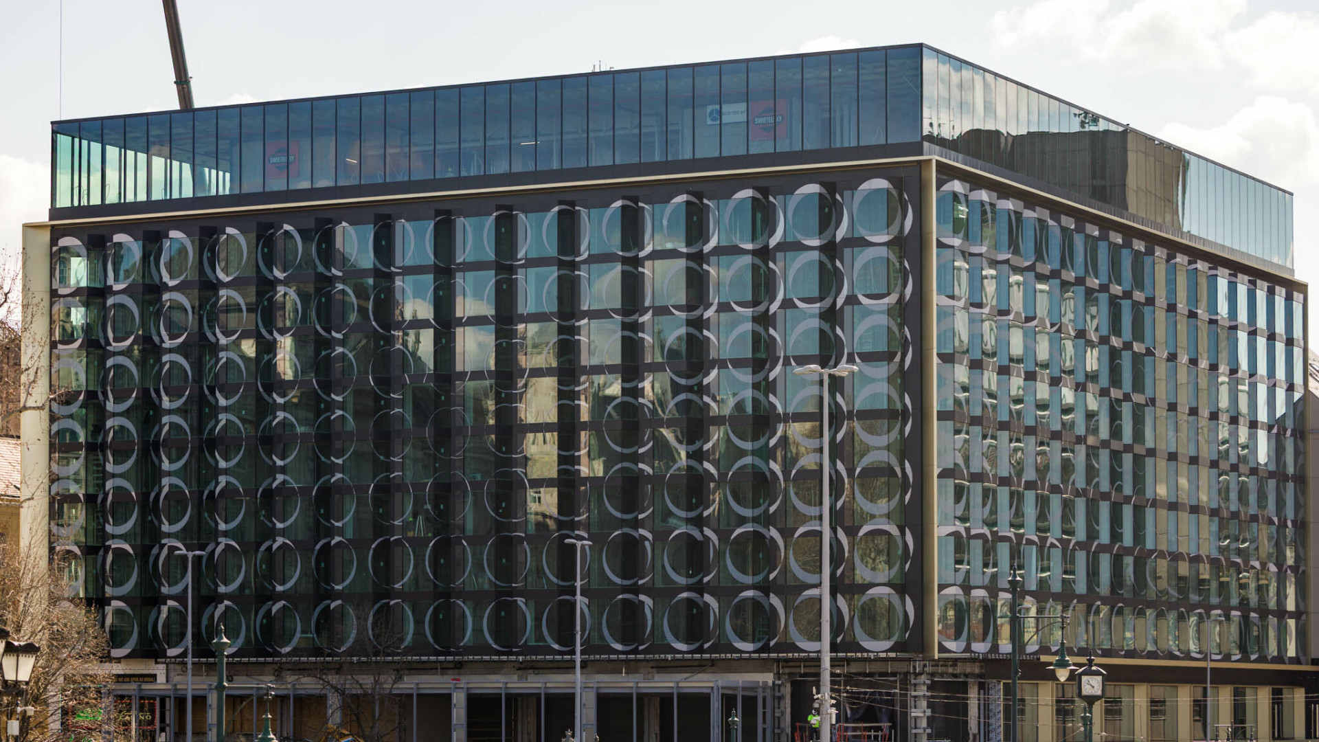 Rá sem fogunk ismerni az ikonikus hazai szállodára: mutatjuk, milyen különleges újdonságot kap a legfelső emelet