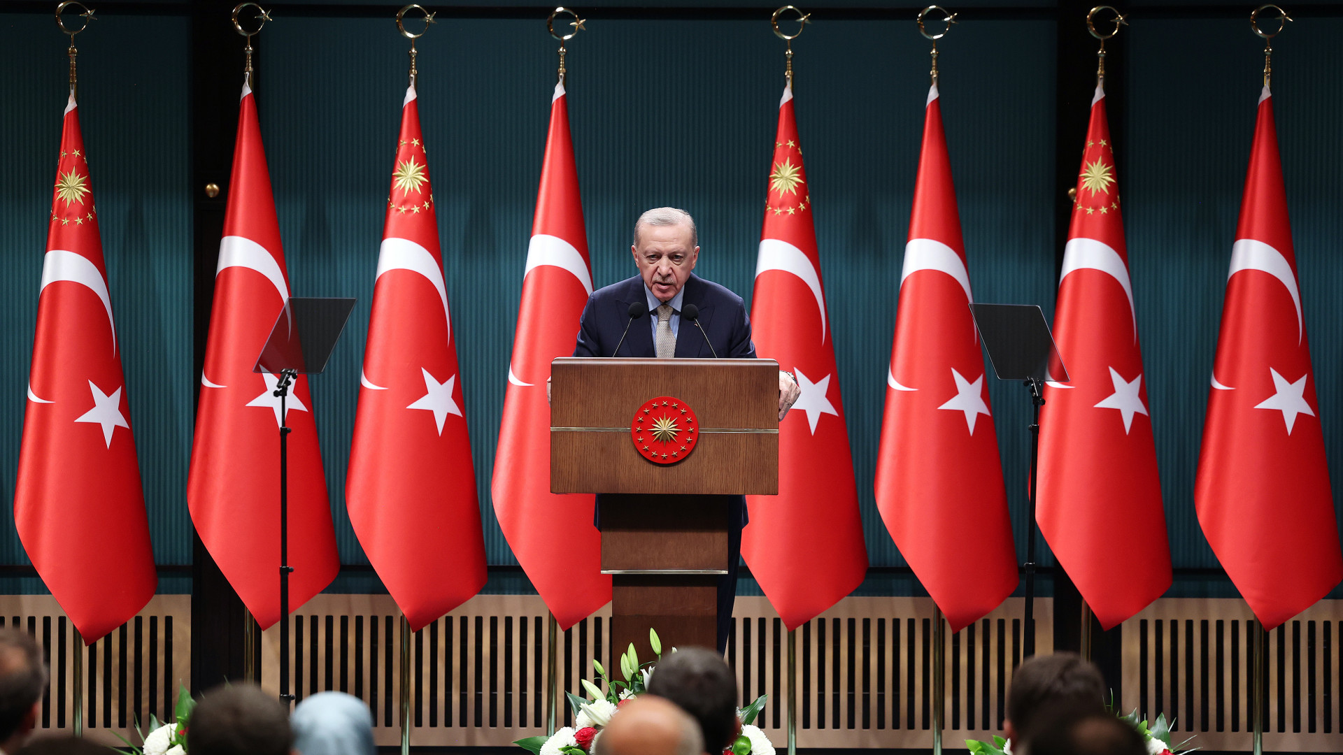Itt van a magyarázat: nem véletlen, hogy épp most számol le legnagyobb ellenfelével Erdogan