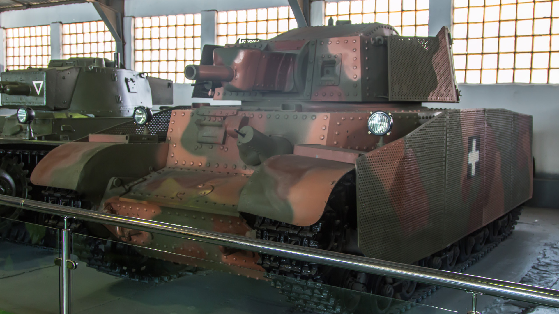 A magyar tank, aminek fel kellett volna vennie a versenyt a T-34-essel – Könnyű...