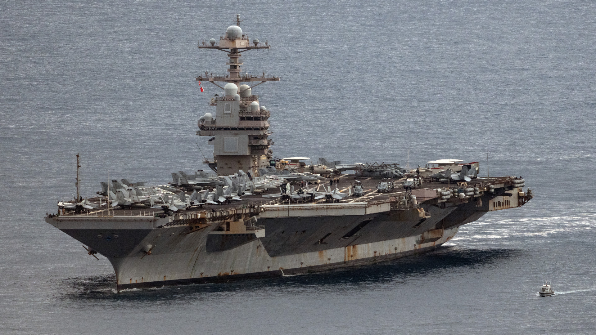 Jelentősen csökkent Amerika katonai képessége a Közel-Keleten: váratlanul távozott a USS Gerald R. Ford repülőgép-hordozó