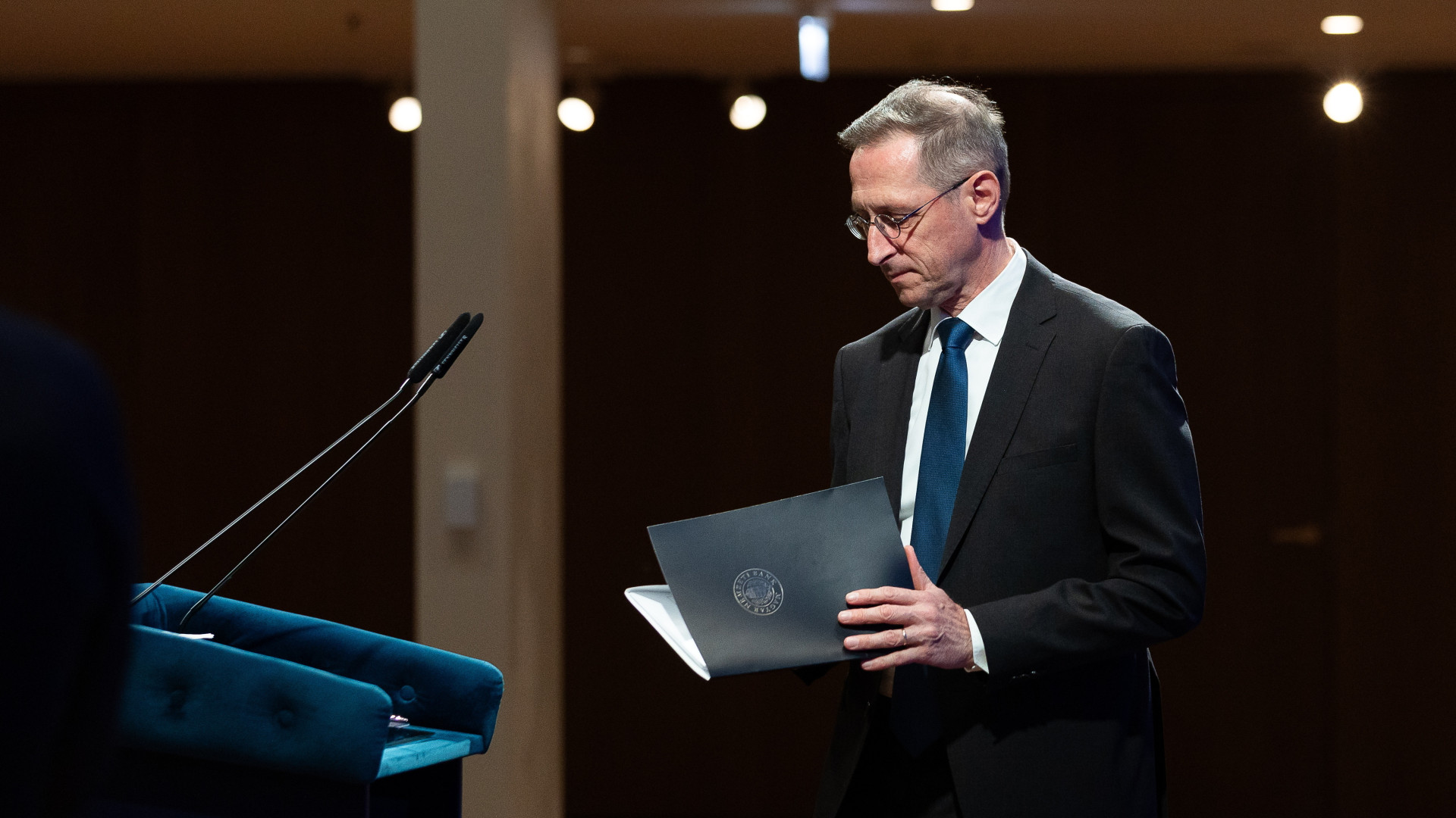 Megszólaltak az elemzők a kamatdöntésről: a geopolitikai konfliktusok határozhatják meg a további pályát