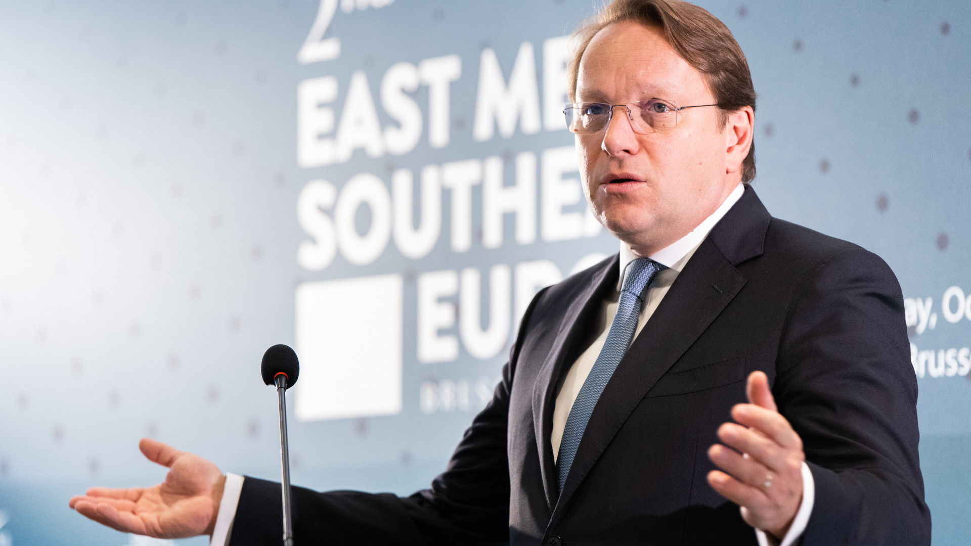 Összekuszálta az EU-s válaszlépést a magyar biztos, de az EU sem talált magára