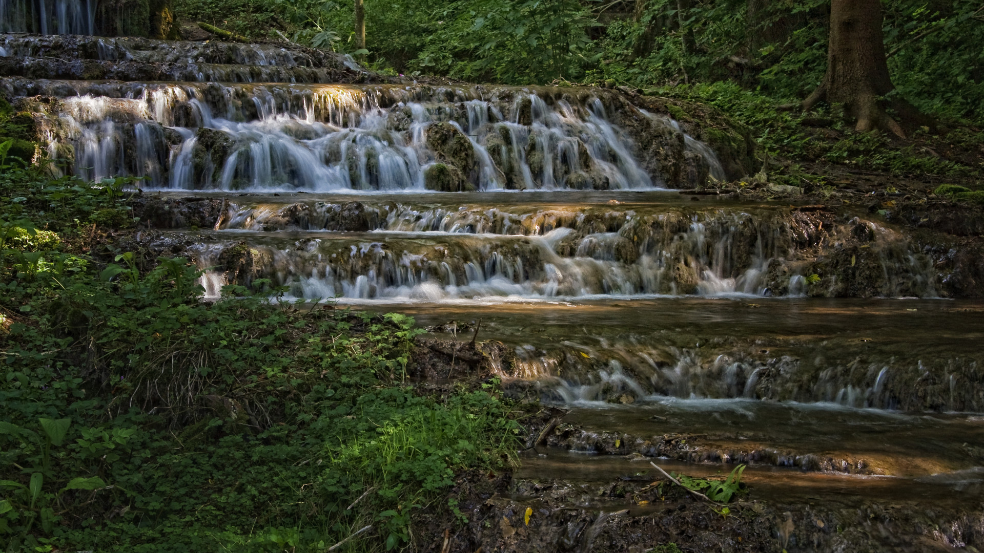 Reagáltak az elemzők a magyar gazdasági folyamatokra: 2023 elveszett év lesz