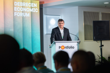 20260609_Portfolio_Debrecen_MohaiBalazs_015