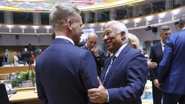 Budapestre érkezik António Costa, óriási uniós költségvetésről tárgyal Magyar Péterrel