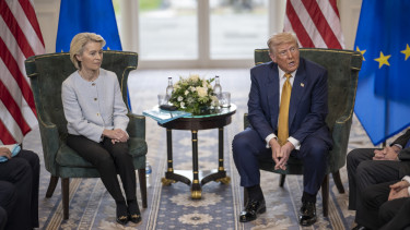 Megvan, mi semmisítheti meg Trump és von der Leyen korszakbontó paktumát