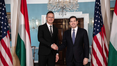 Szijjártó Péter: Lesz békecsúcs Budapesten!