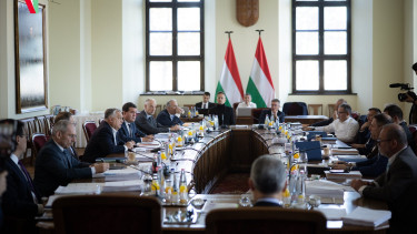 571211481_1385837232913871_246823603204203834_n