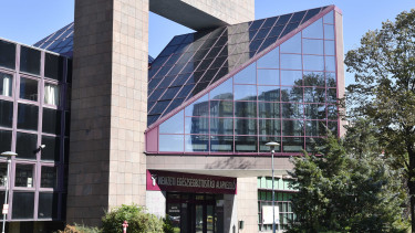 Évi 500 milliárd forint jöhet az egészségügybe, teljesen átalakítanák a finanszírozást