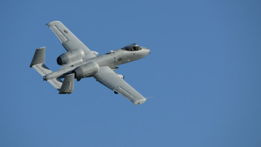 Sose tűnik el Amerika legendás csatarepülőgépe: még tovább szolgálhatnak az A-10 Warthogok