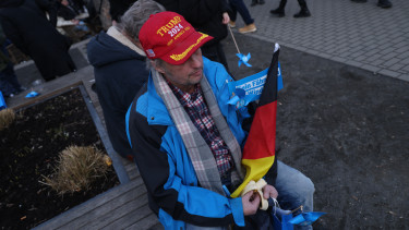 Trump vagy Putyin? – Kényszerű választás elé került a német szélsőjobb, és egyelőre nem találja a kiutat