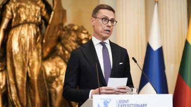 A NATO sorsáról beszélt Trump egy fontos európai vezetővel: kiderült egy részlet a szövetség jövőjéről