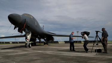 Legendás második világháborús színterekre térnek vissza az amerikai katonák, ezúttal egy teljesen másik ellenséggel nézhetnek  farkasszemet