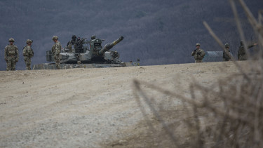 A keleti nagyhatalom partjainál jöhet létre Amerika hatalmas katonai központja: világos Washington szándéka