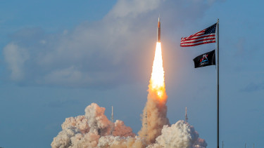 Fél évszázad után újra embert küld a NASA a Holdhoz: elindult az Artemis-2 küldetés