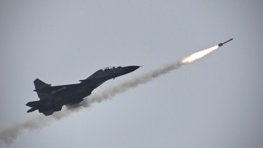 Mérföldkőhöz érkezett Moszkva üzlete: Szu-30-asokkal erősödött a rezsim, de a legfontosabb kimaradt