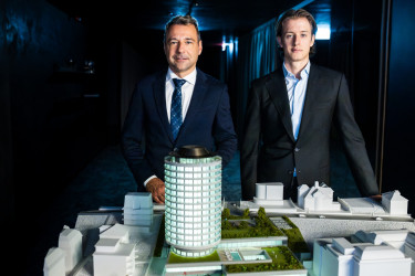 Balassa Lászlо́, a Market Asset Management Zrt. ingatlanfejlesztési vezérigazgatója és Scheer Maximilian, a projekt vezetője