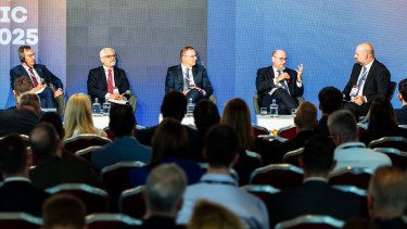 bankvezéri kerekasztal budapest economic forum