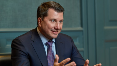 Tőzsdei tervek, külföldi terjeszkedés, nemzetibajnok-építés: interjú Barna Zsolttal