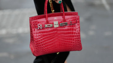 Jól fogynak a méregdrága Birkin táskák, ez húzza a Hermèst