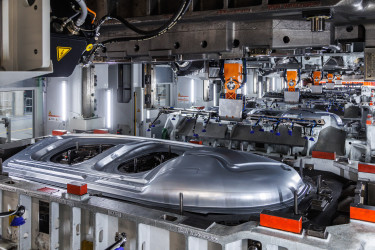 BMW Group Plant Debrecen_Press Shop (28)