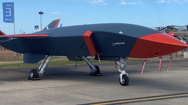 Boeing_MQ-28_Ghost_Bat_at_2023_Avalon_Airshow_(3)_cropped