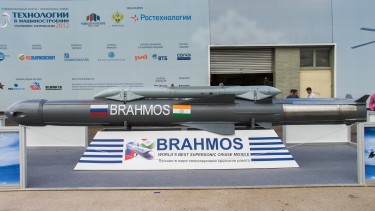 BrahMos orosz-indiai közös fejlesztésű rakéta
