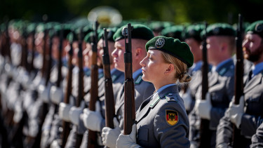 Felforgathatja Németországot a rejtélyes drónok megjelenése: Hitler óta érinthetetlen törvényt módosítanának