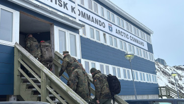 Meghökkentő fordulat Grönland kapcsán: hirtelen összecsomagoltak és hazamentek a német katonák