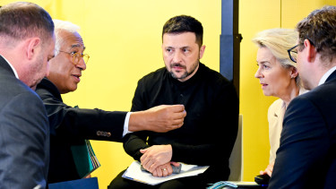 Fordulat készül az ukrán hitelben – mégis átengedheti a támogatást az Orbán-kormány?