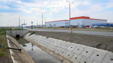 Újabb komoly bírságot kapott a debreceni CATL – megszólalt az államtitkár is