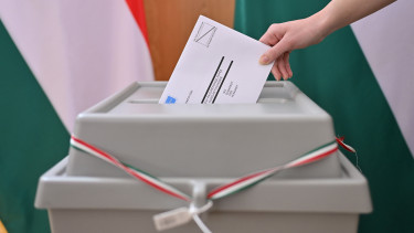 Választás 2026: nagyot ugrott az átjelentkezettek és a külföldön szavazók száma, váratlan következménye lehet