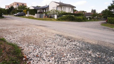 Soproni azbesztszennyezés: 34 önkormányzati útszakasz esetében rendelt meg mérést a polgármester