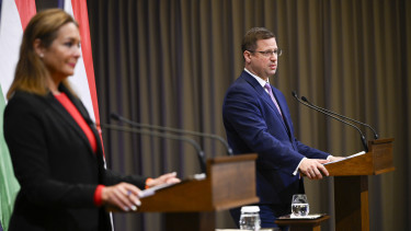 Pillanatokon belül jön a Kormányinfó: nagy bejelentések várhatók