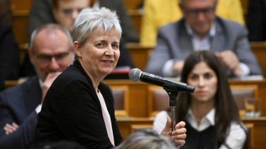 Bejelentette a miniszter: megszűnik a pedagógusképzés a Nemzeti Közszolgálati Egyetemen