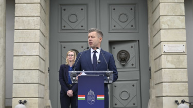 Éjszakáig tartott a kormányülés, hamarosan jönnek a kormány bejelentései