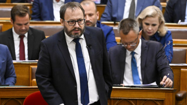 Kármán András: Rövid távon sem elfogadható a 7,5 százalékos hiány, 2027-ben jelentős deficitcsökkentés következik