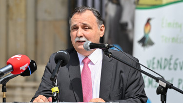Elárulta a miniszter: három lépéssel megy neki a kormány a magyar vízválságnak, vízátvezetések jönnek