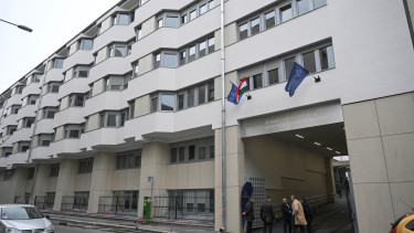 Változás a Semmelweis Egyetemet fenntartó alapítványnál: alig egy hónap után távozott három kuratóriumi tag